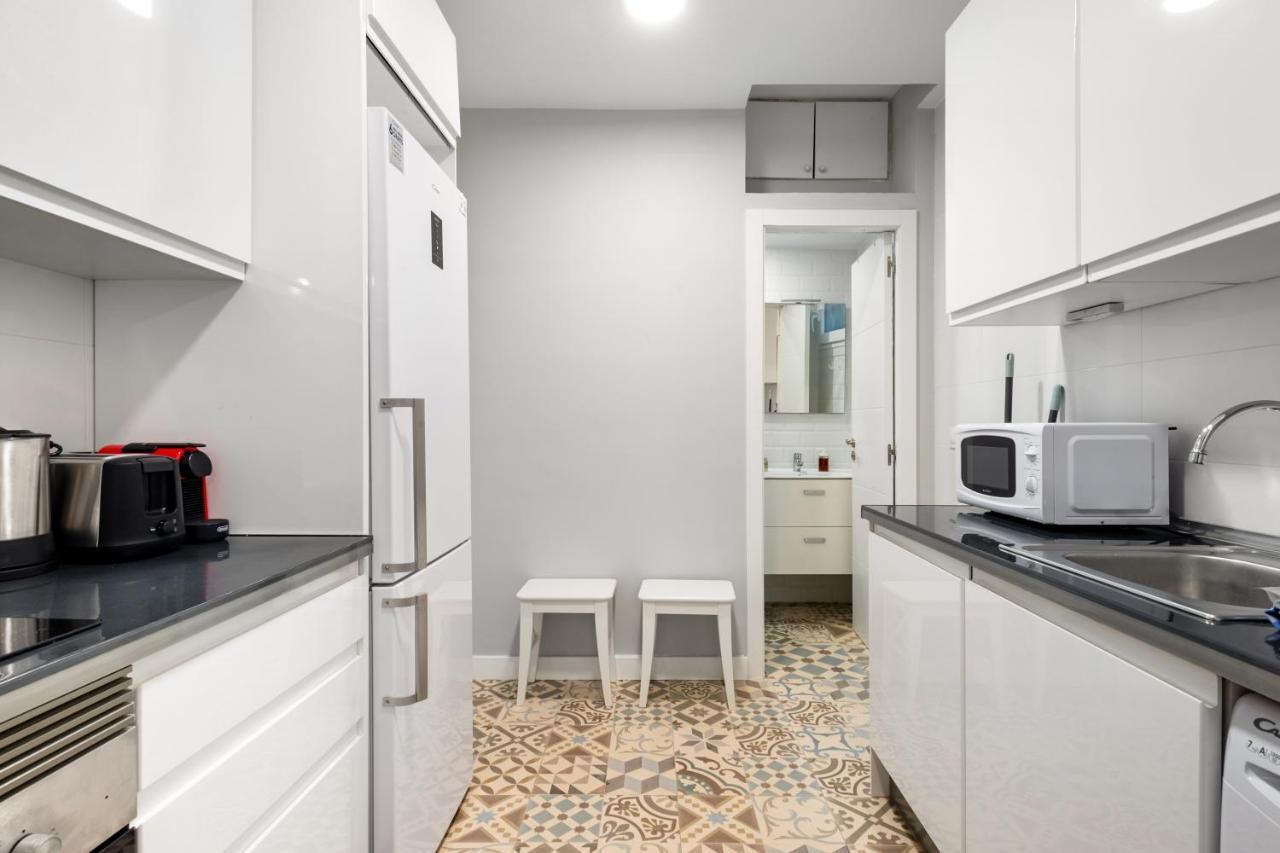 2 Bedrooms 1 Bathroom Furnished - Lavapies - Modern - Mintystay Madrid Exterior photo